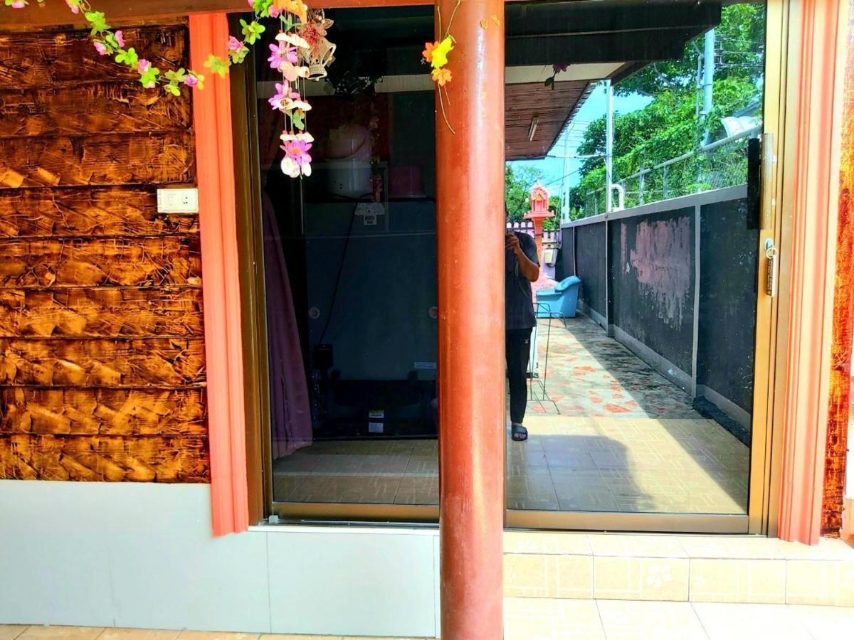 Wilailak Bungalow @ Koh Srichang Ko Sichang Exterior foto